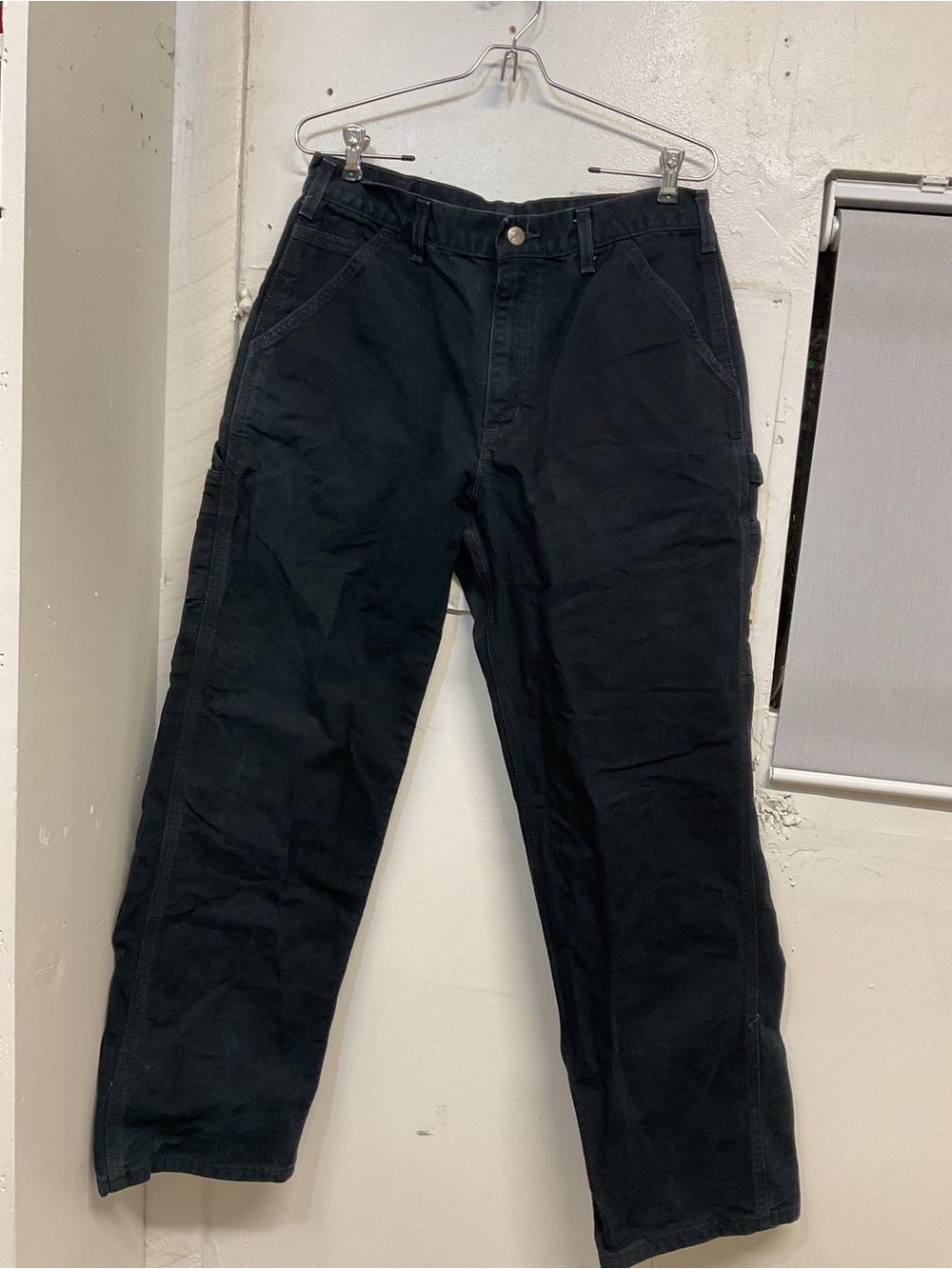 32 X 32 Men's Carthart Black Cargo Jeans